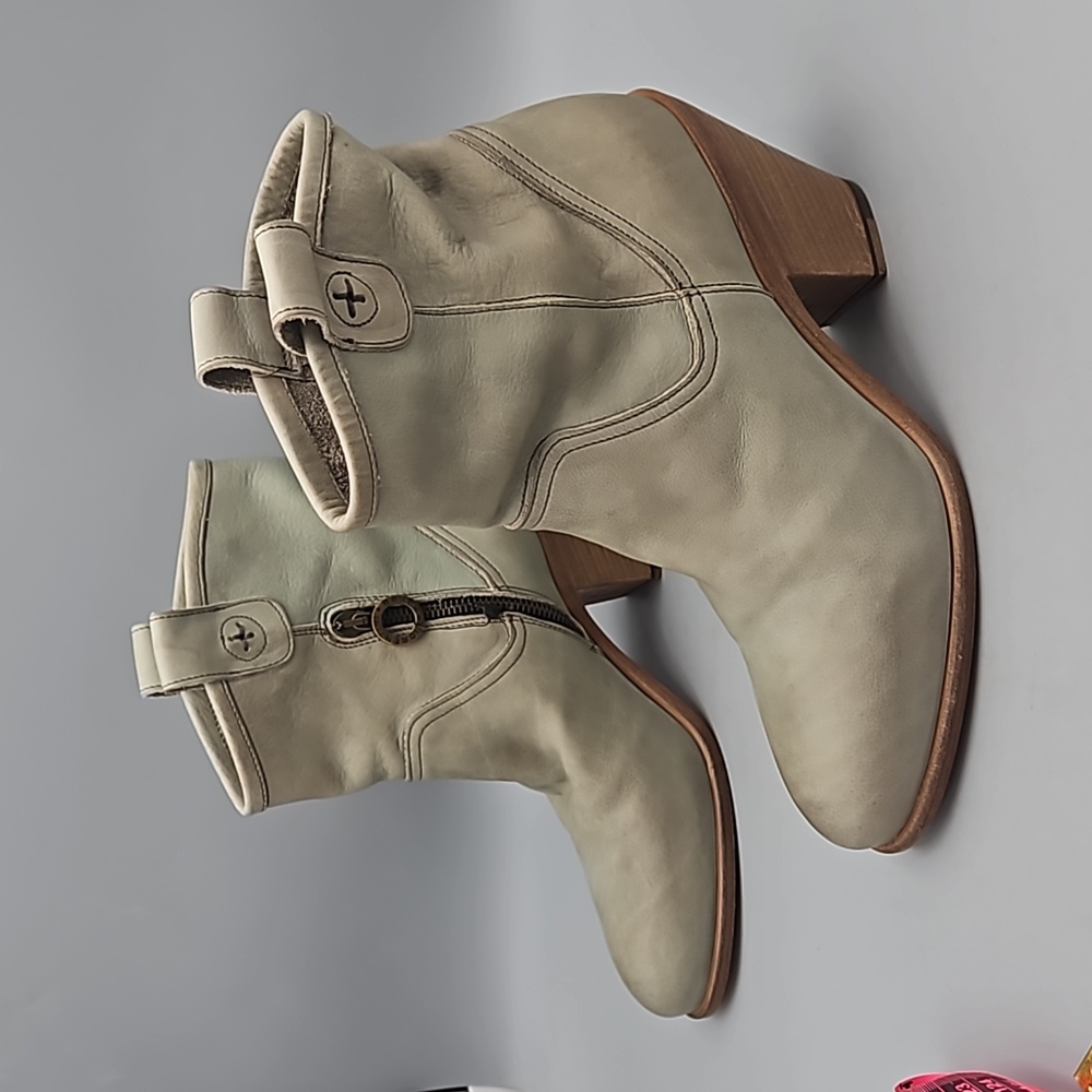 Fiorentini + Baker Leather Ankle Boots Women 39 US 9 distressed light olive